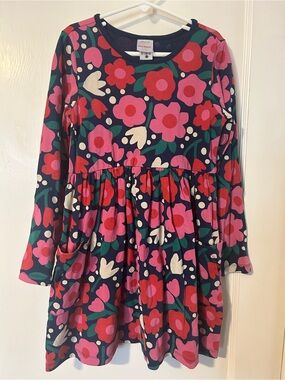 Hanna Andersson long sleeved playground dress with pockets